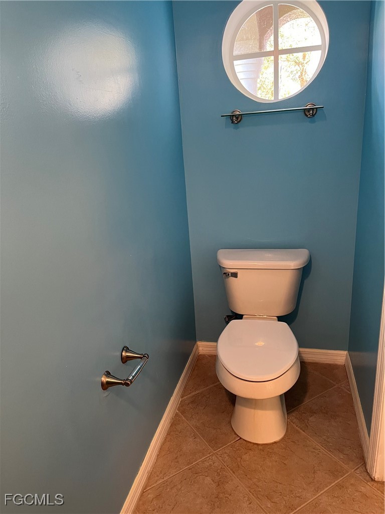 4 Bed Townhouse for Sale in Colonnade At Forum, FL, $285,000 — photo 22