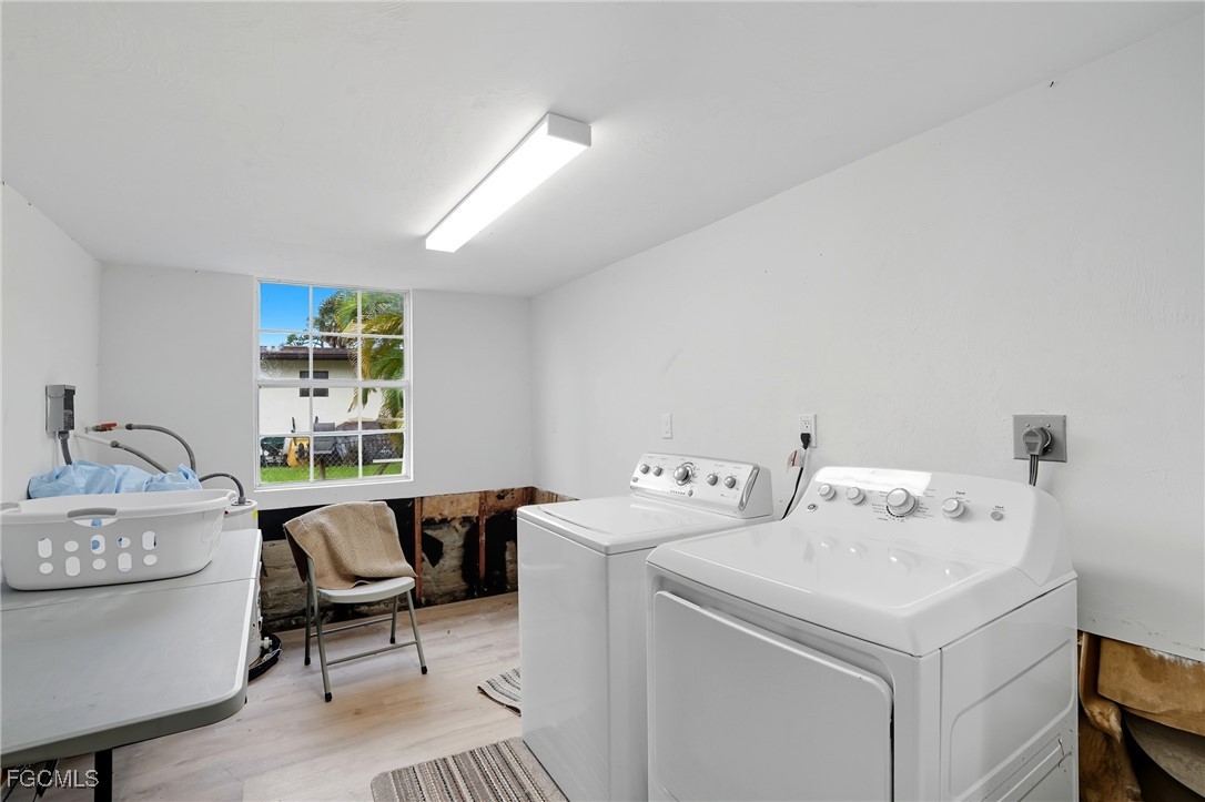 3 Bed Waterfront Home for Sale in North Fort Myers, photo 22