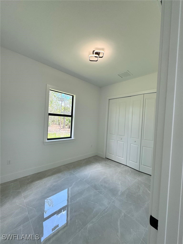 4 Bed SingleFamilyResidence for Sale in Lehigh Acres, photo 22