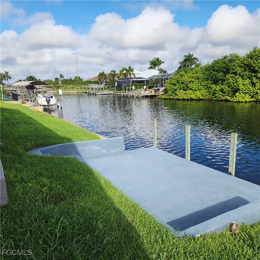 3 Bed Pool Home for Sale in Cape Coral, photo 22