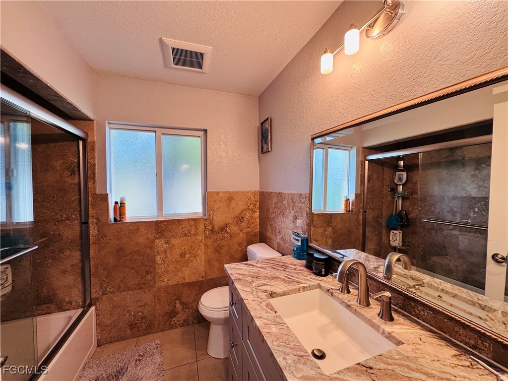 3 Bed SingleFamilyResidence for Sale in Cape Coral, FL — photo 22