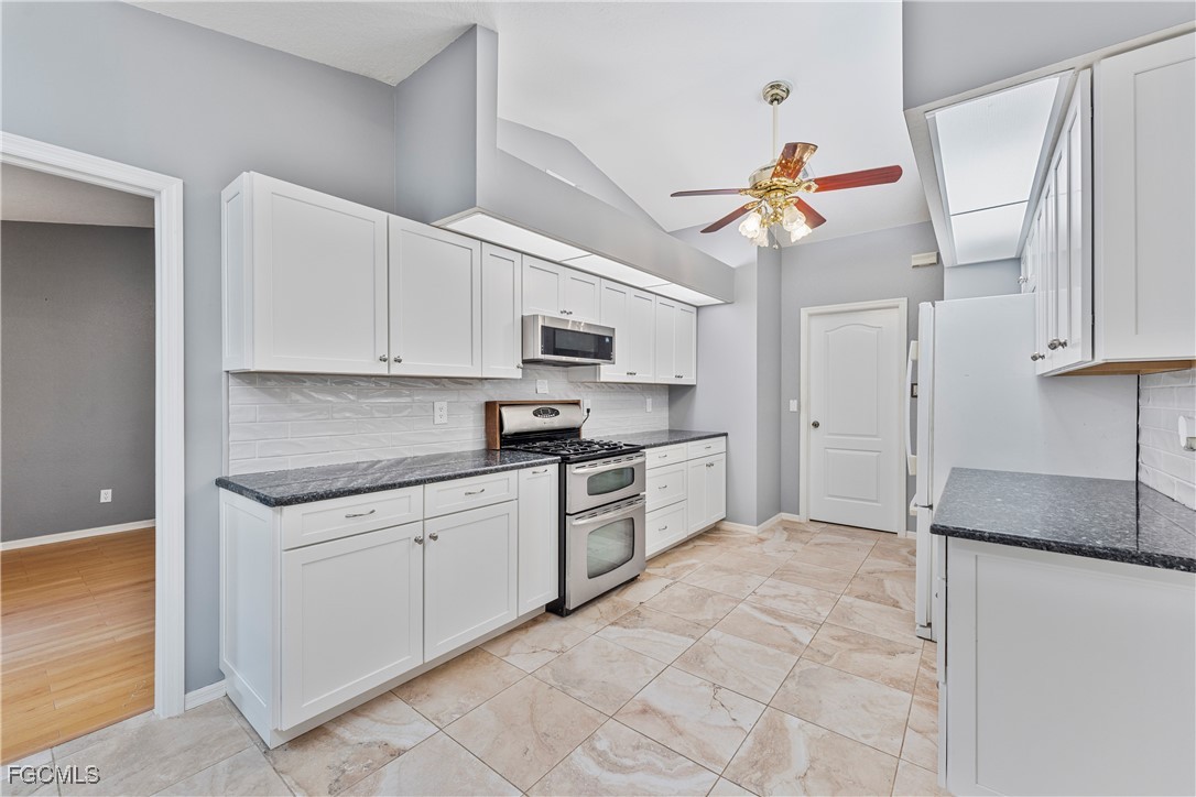 3 Bed SingleFamilyResidence for Sale in North Fort Myers, photo 22