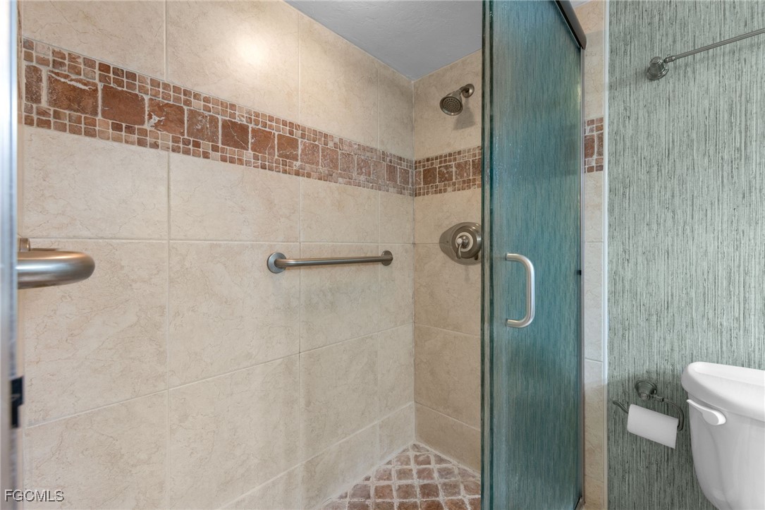 2 Bed Waterfront Home for Sale in Sanibel, photo 22