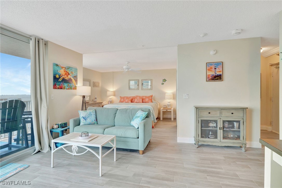 1 Bed Waterfront Home for Sale in Fort Myers Beach, photo 22