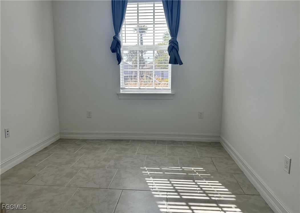 2 Bed Waterfront Home for Sale in Punta Gorda, FL — photo 22