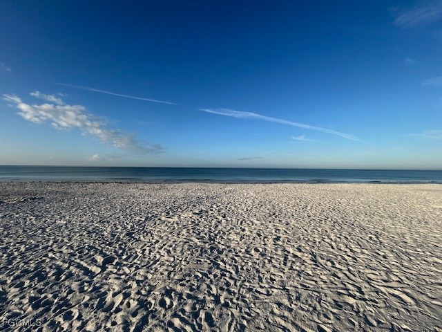 2 Bed Waterfront Home for Sale in The Palms Of Bay Beach, FL — photo 22