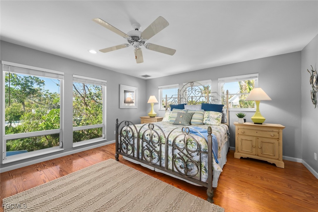 2 Bed Pool Home for Sale in Del Sega, photo 22
