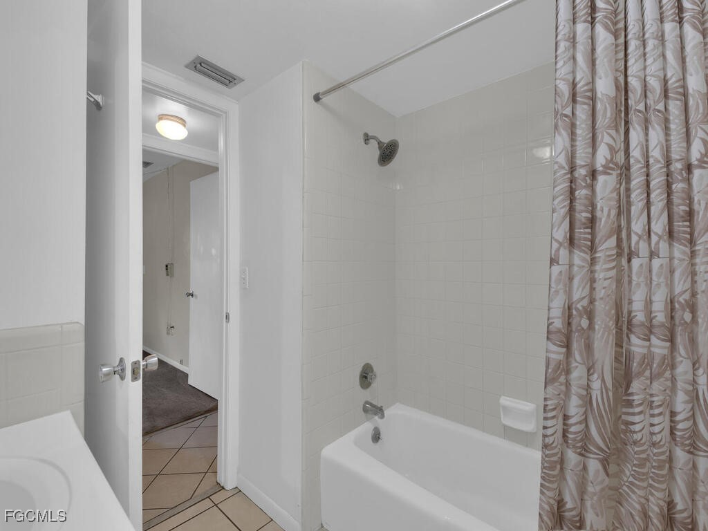 2 Bed Waterfront Home for Sale in Mark I, photo 22