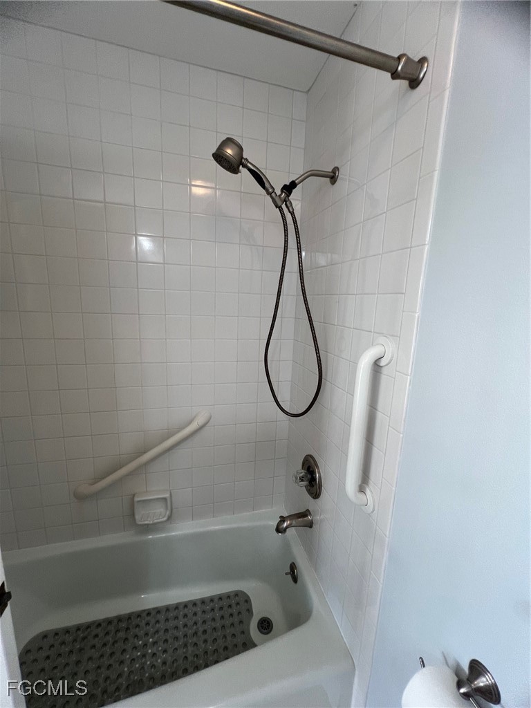 2 Bed Waterfront Home for Sale in Boardwalk Condo, photo 22