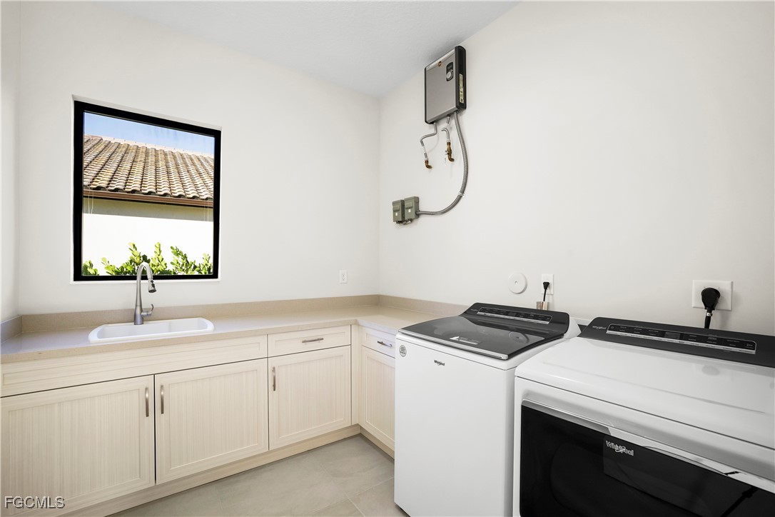 4 Bed Pool Home for Sale in Maple Ridge, FL, $850,000 — photo 22
