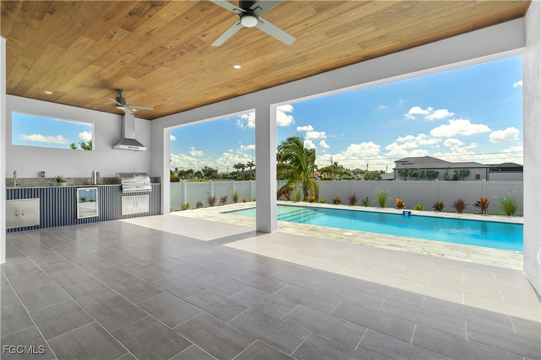 3 Bed Pool Home for Sale in Cape Coral, photo 22