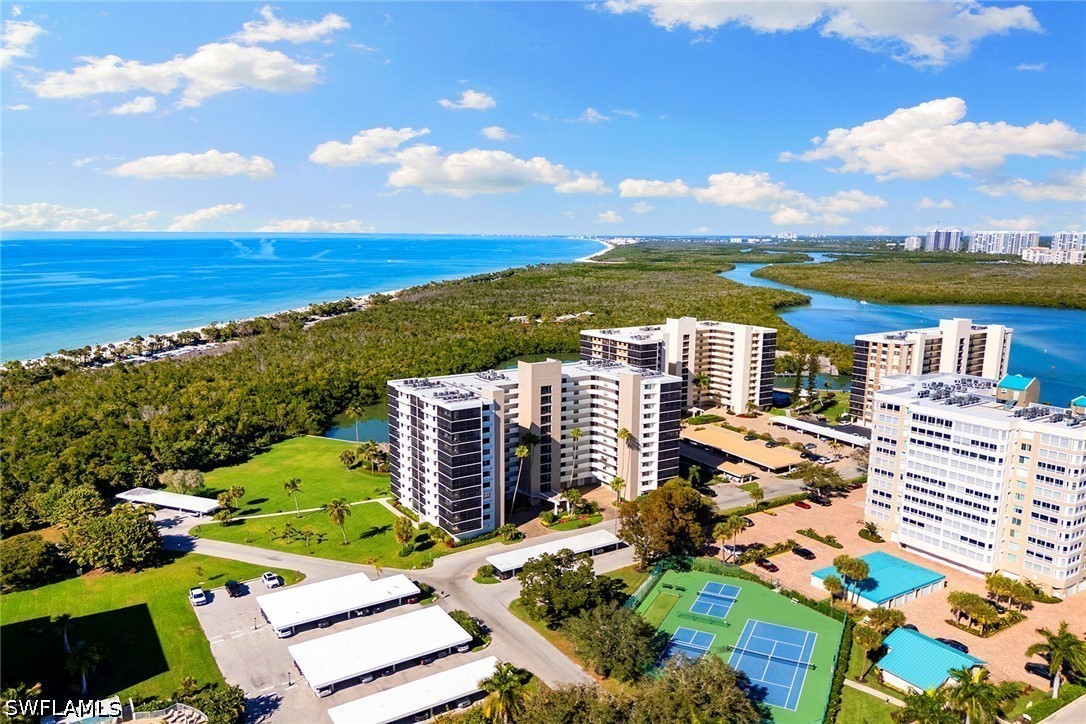 2 Bed Waterfront Home for Sale in Naples, photo 22