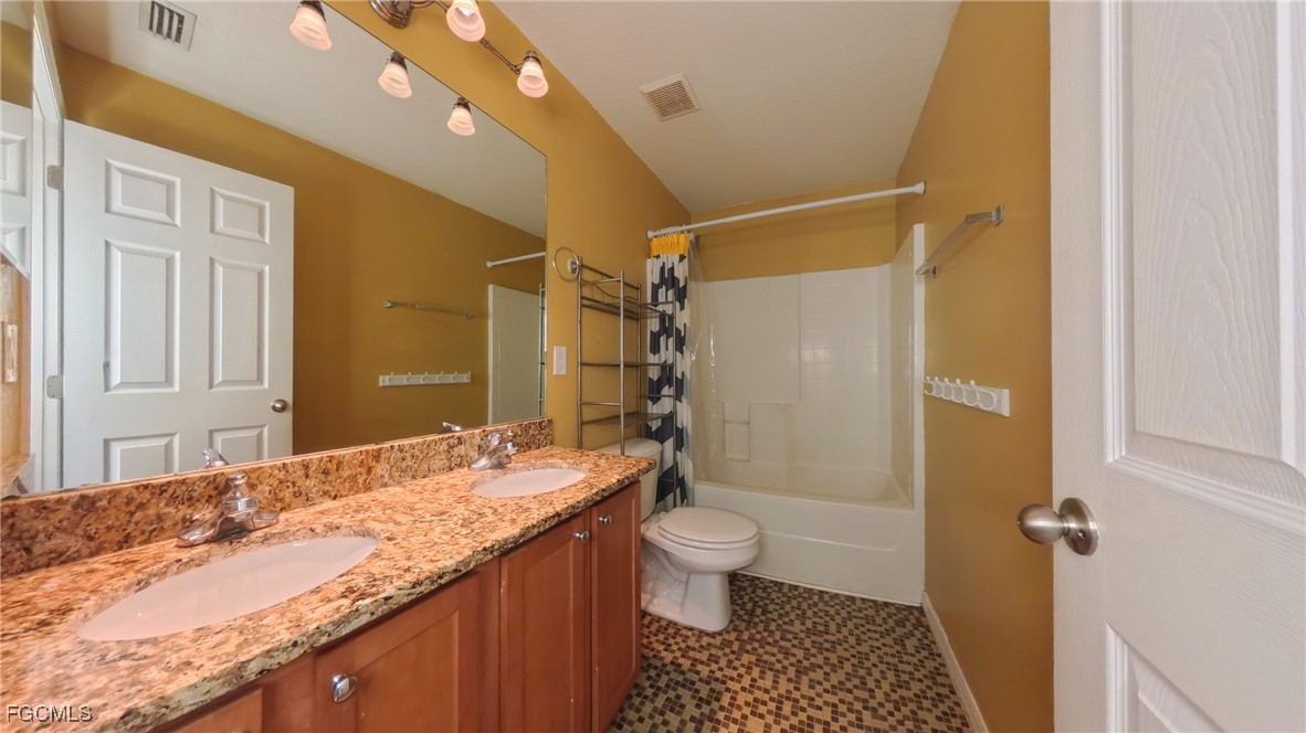 4 Bed Pool Home for Sale in Greenbriar, photo 22