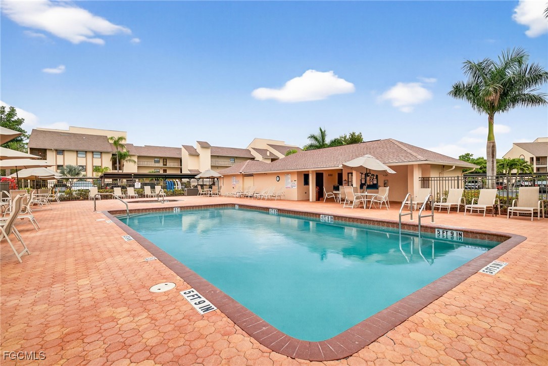 2 Bed Condominium for Sale in Fort Myers, FL, $150,000 — photo 22