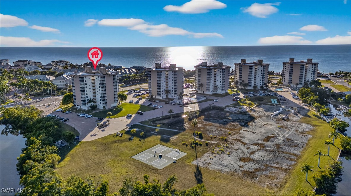 1 Bed Waterfront Home for Sale in Beach And Tennis Club, photo 22