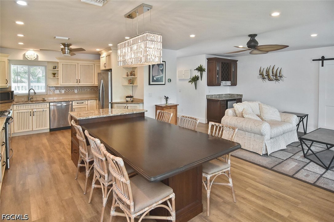 2 Bed Waterfront Home for Sale in Fort Myers, photo 22
