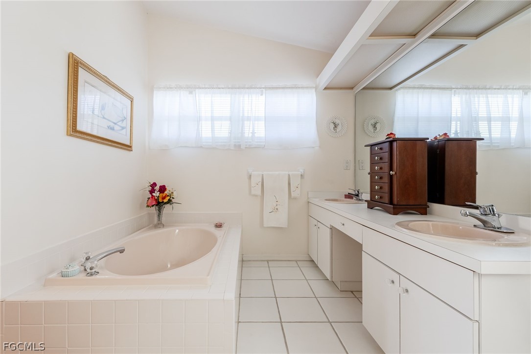 4 Bed Pool Home for Sale in Pinewood Lakes, FL, $425,999 — photo 22