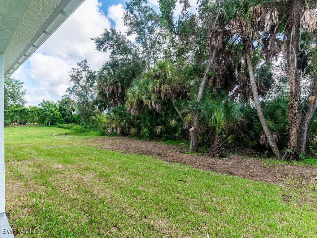 3 Bed SingleFamilyResidence for Sale in Naples, FL, $529,000 — photo 22