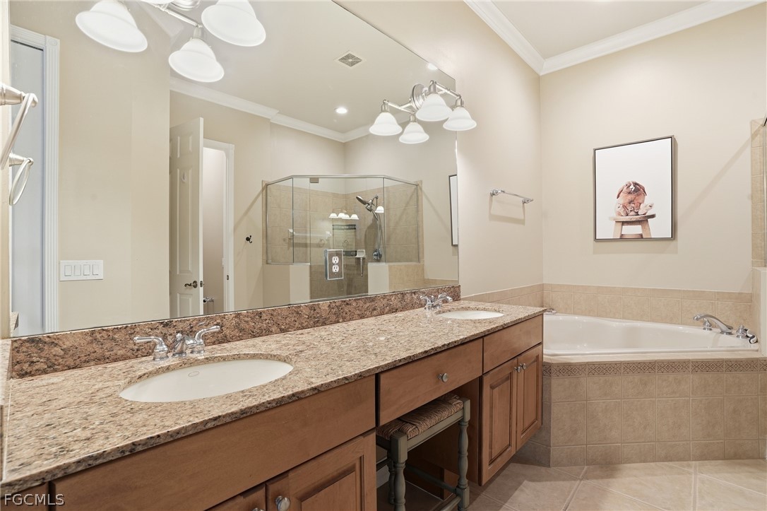 3 Bed Attached for Sale in Portofino, photo 22