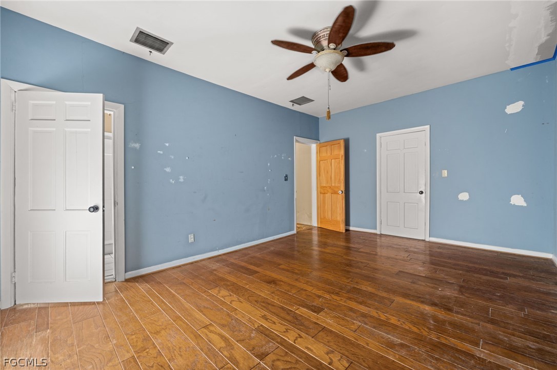 3 Bed SingleFamilyResidence for Sale in Bayshore Park, FL — photo 22