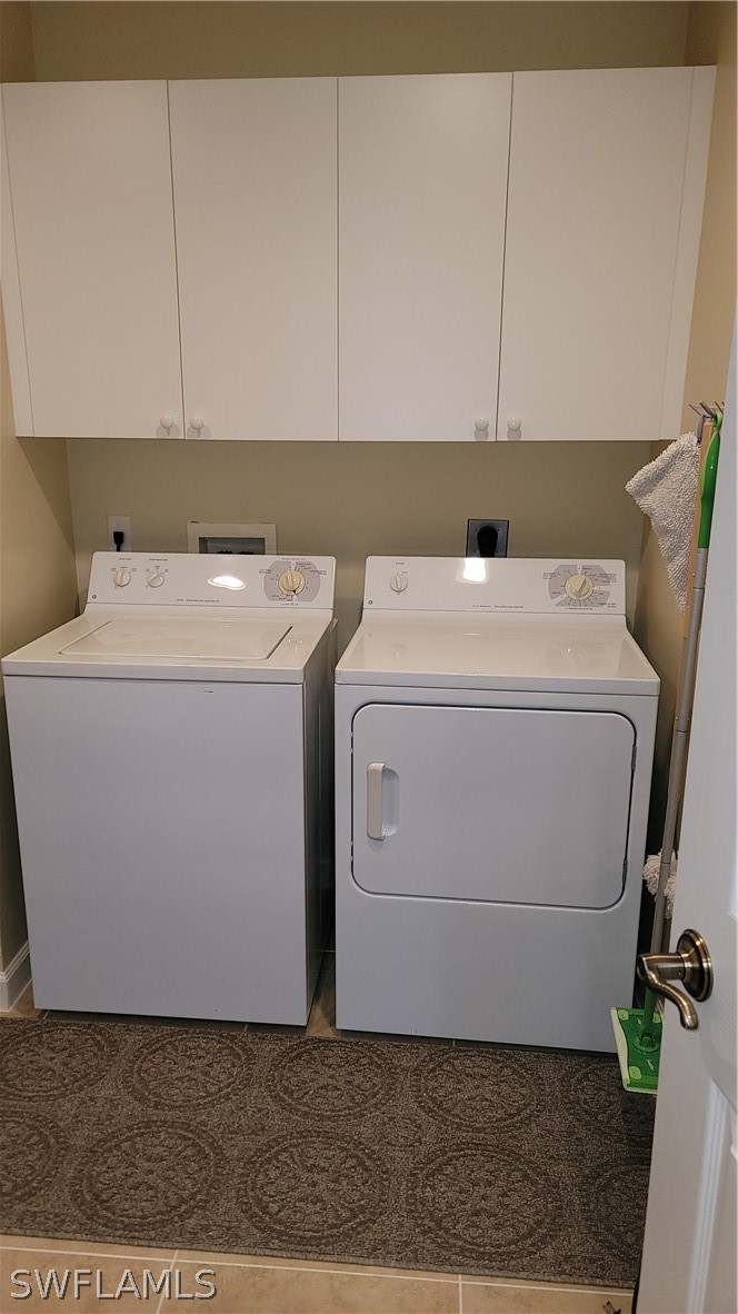 2 Bed Condominium for Sale in Naples, FL, $332,500 — photo 22