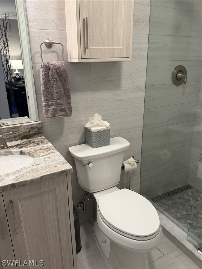 1 Bed Condominium for Sale in Seabreeze, FL, $250,000 — photo 22