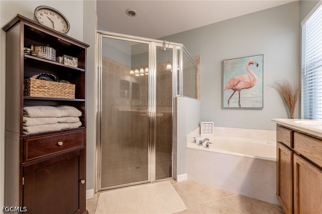 4 Bed Pool Home for Sale in Catalina Isles, photo 22