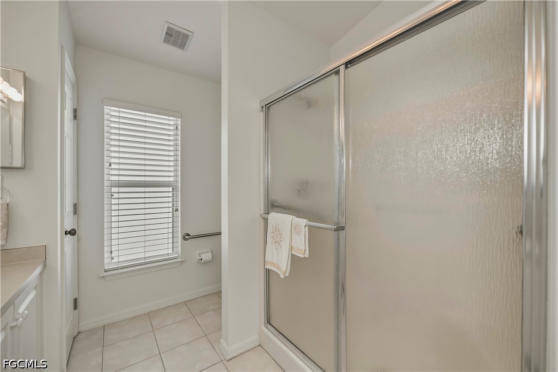 3 Bed SingleFamilyResidence for Sale in Fort Myers, photo 22