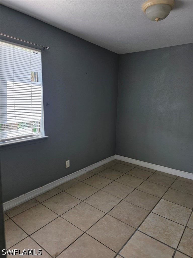 1 Bed Pool Home for Sale in Village Creek, photo 22