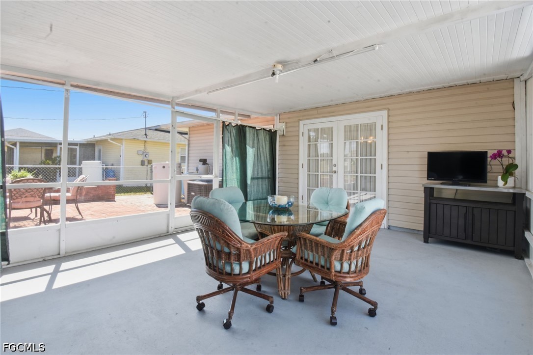 3 Bed SingleFamilyResidence for Sale in Cape Coral, photo 22