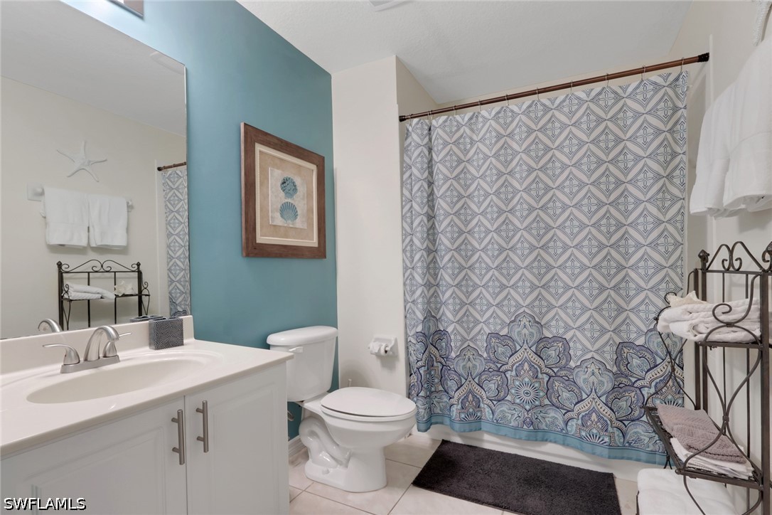 2 Bed Condominium for Sale in Naples, photo 22
