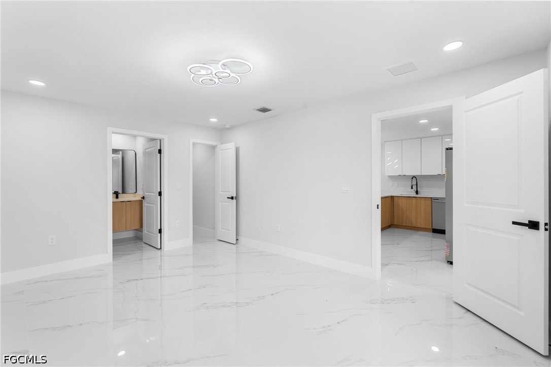 3 Bed SingleFamilyResidence for Sale in Lehigh Acres, photo 22