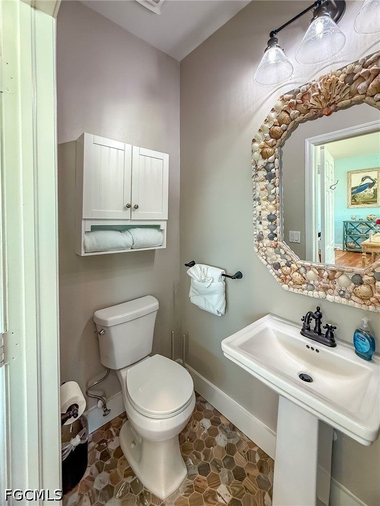 4 Bed Pool Home for Sale in Upper Captiva, photo 22