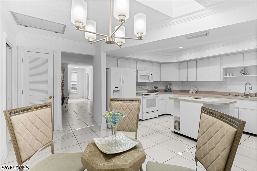 3 Bed SingleFamilyResidence for Sale in Naples, photo 22