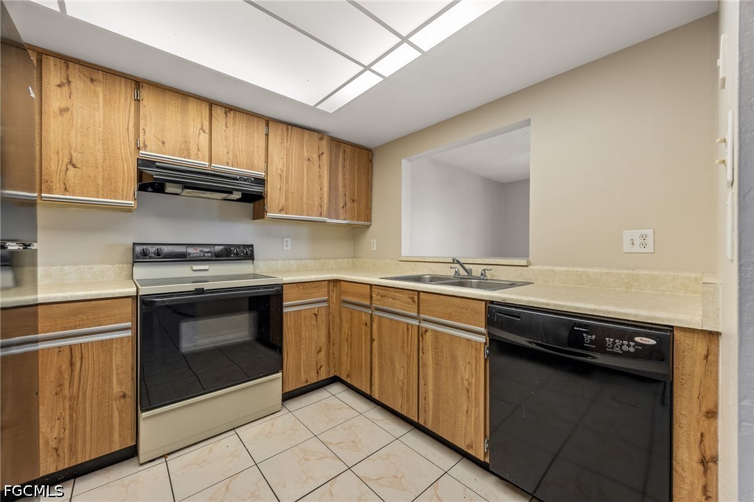 2 Bed Waterfront Home for Sale in Cape Coral, FL, $150,000 — photo 22