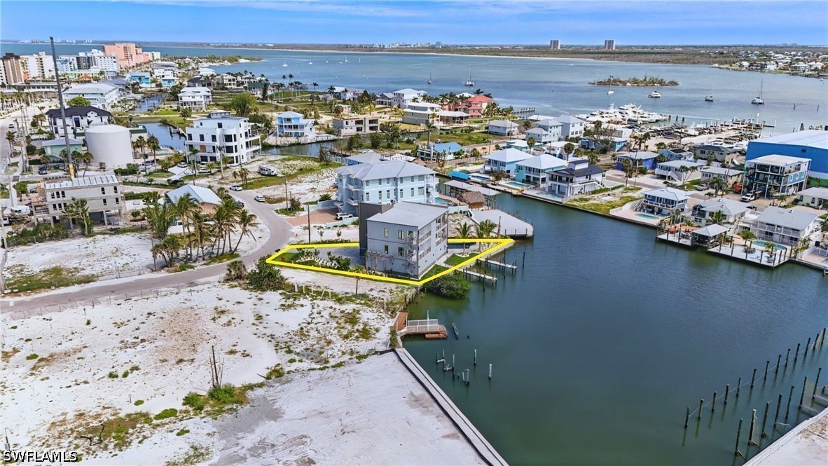 2 Bed Waterfront Home for Sale in Island Shores, photo 22
