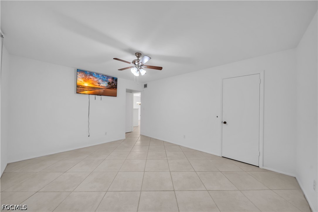2 Bed Condominium for Sale in Greenwood Condo, photo 22
