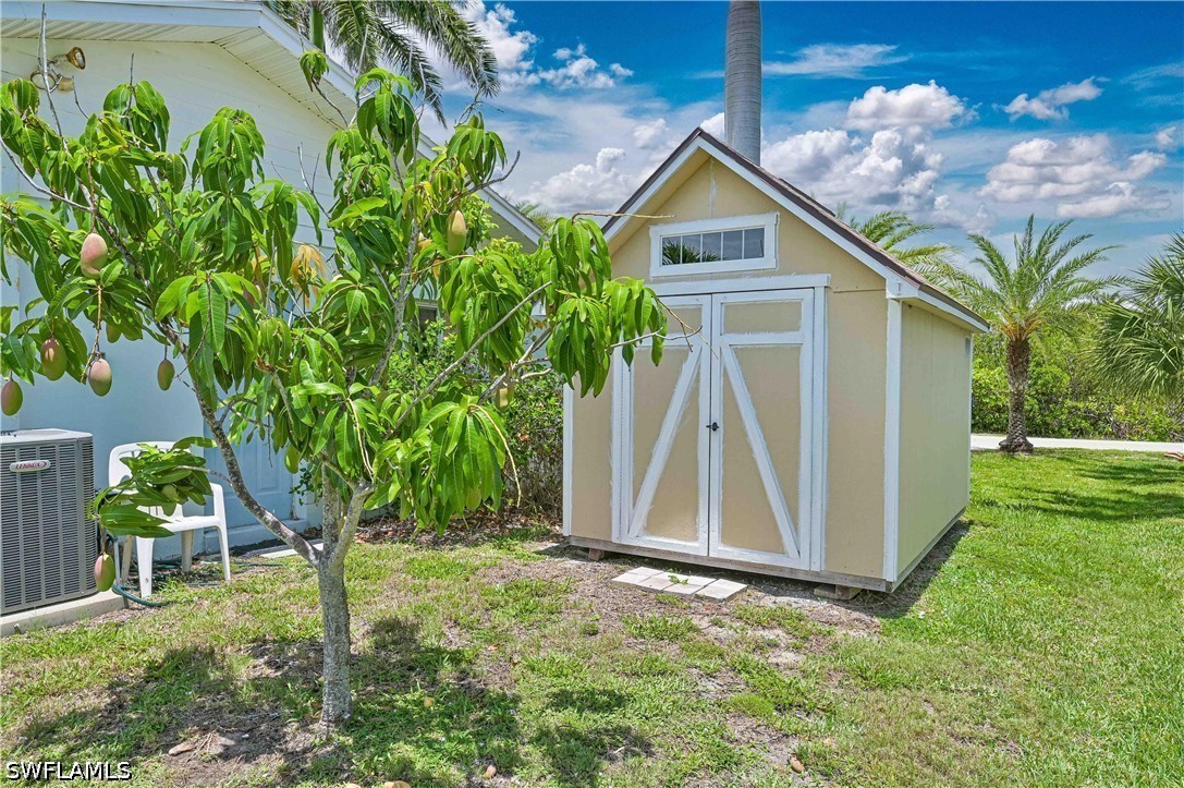 2 Bed Waterfront Home for Sale in Bokeelia, photo 22
