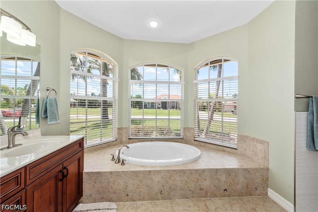 4 Bed Pool Home for Sale in Cape Coral, photo 22