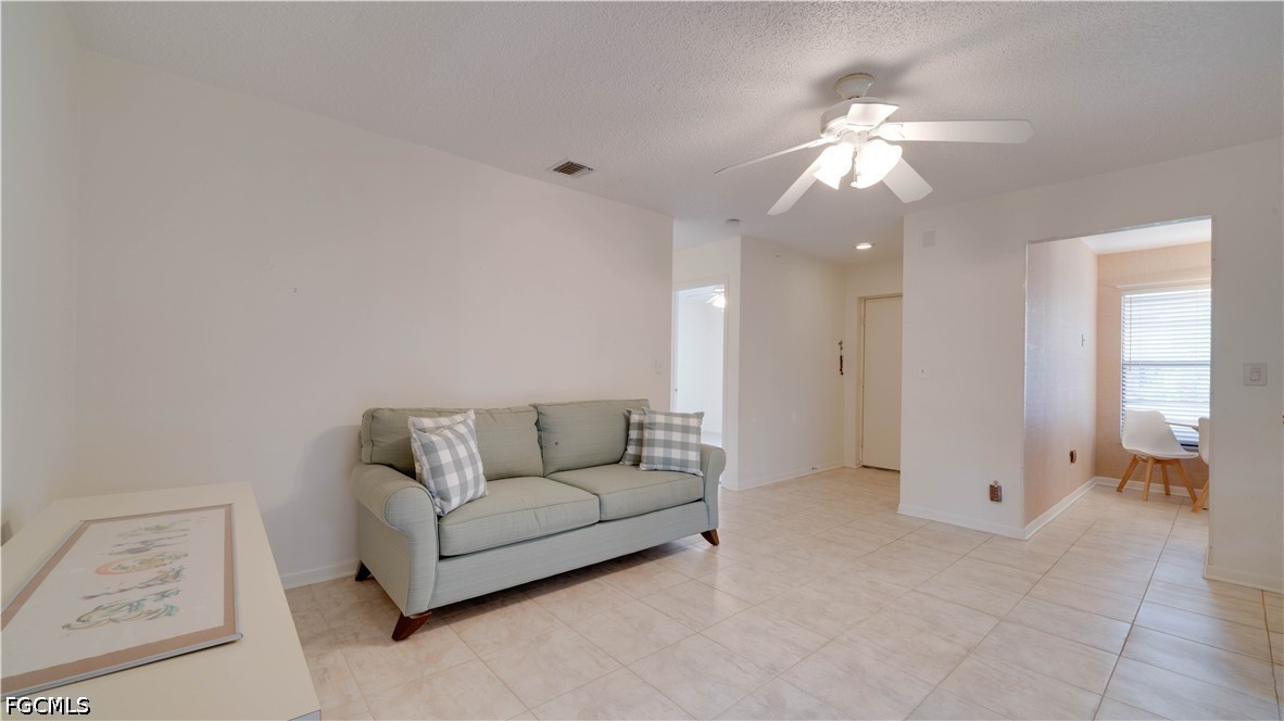 2 Bed Attached for Sale in Cape Coral, photo 22
