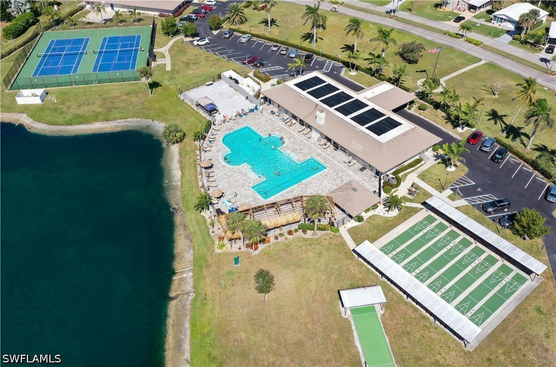 2 Bed SingleFamilyResidence for Sale in Naples, photo 22