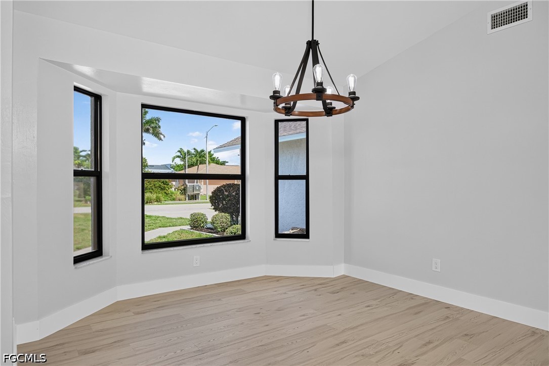 3 Bed SingleFamilyResidence for Sale in Cape Coral, photo 22