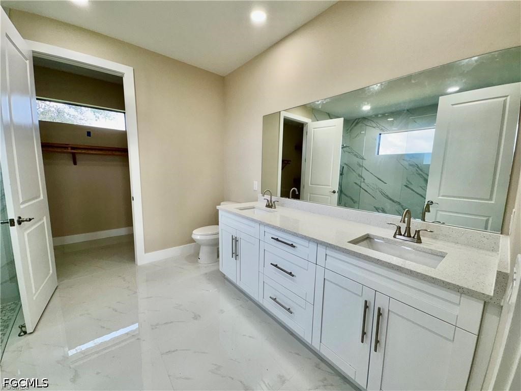 4 Bed SingleFamilyResidence for Sale in Cape Coral, photo 22