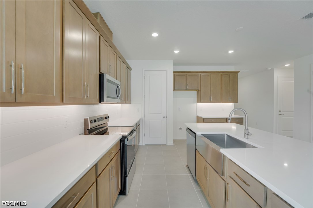 4 Bed SingleFamilyResidence for Sale in Turnleaf, photo 22