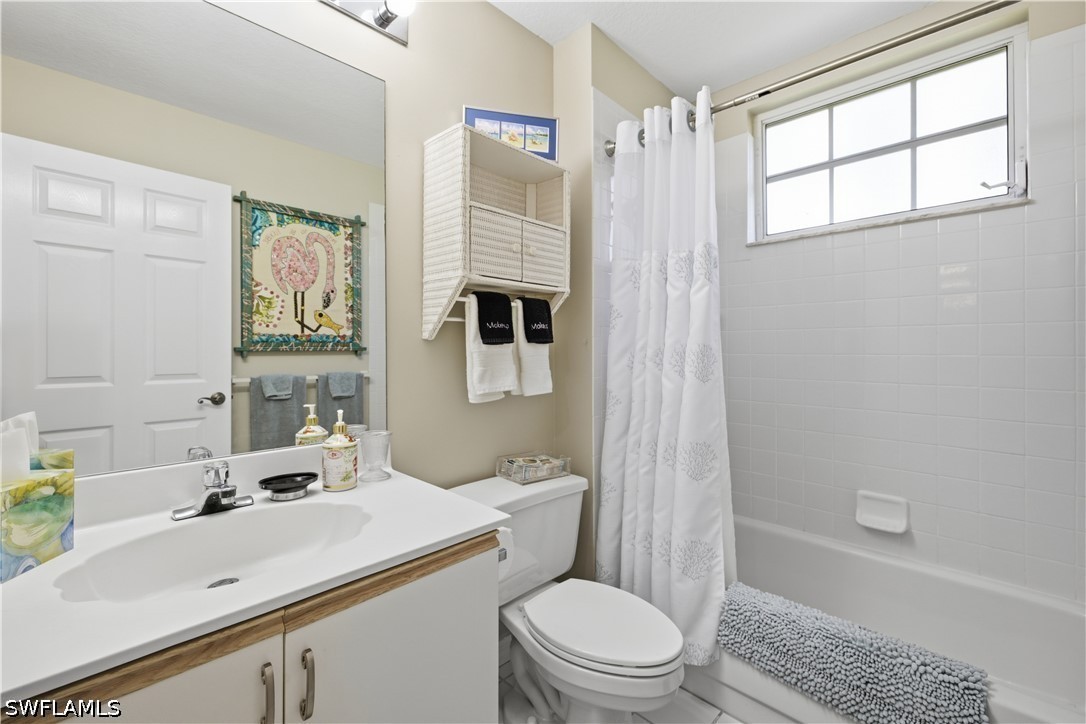3 Bed Condominium for Sale in Naples, FL, $8,000 — photo 22