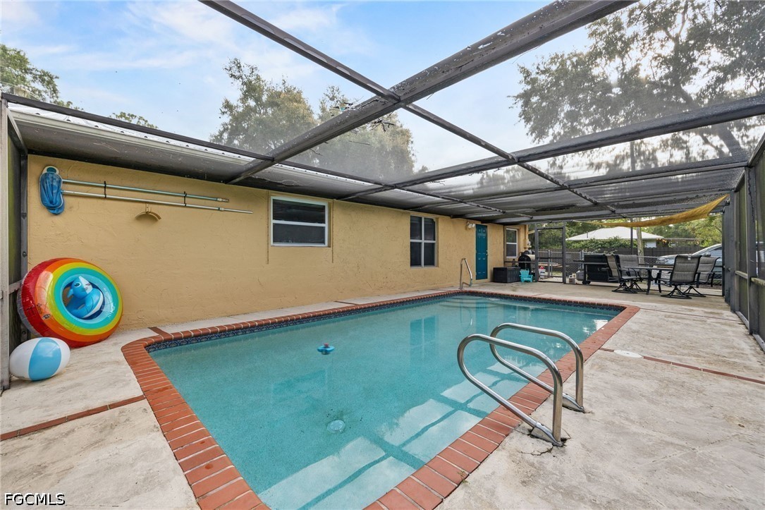 3 Bed Pool Home for Sale in North Fort Myers, photo 22