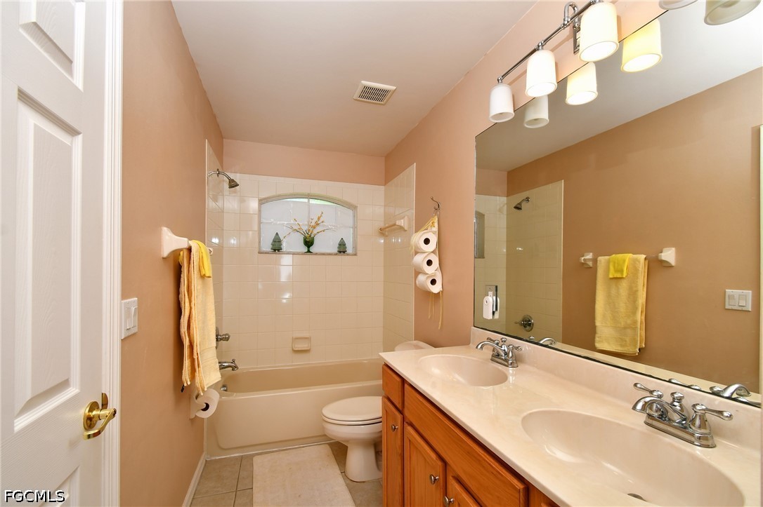 3 Bed Townhouse for Sale in Olympia Pointe, FL, $229,000 — photo 22