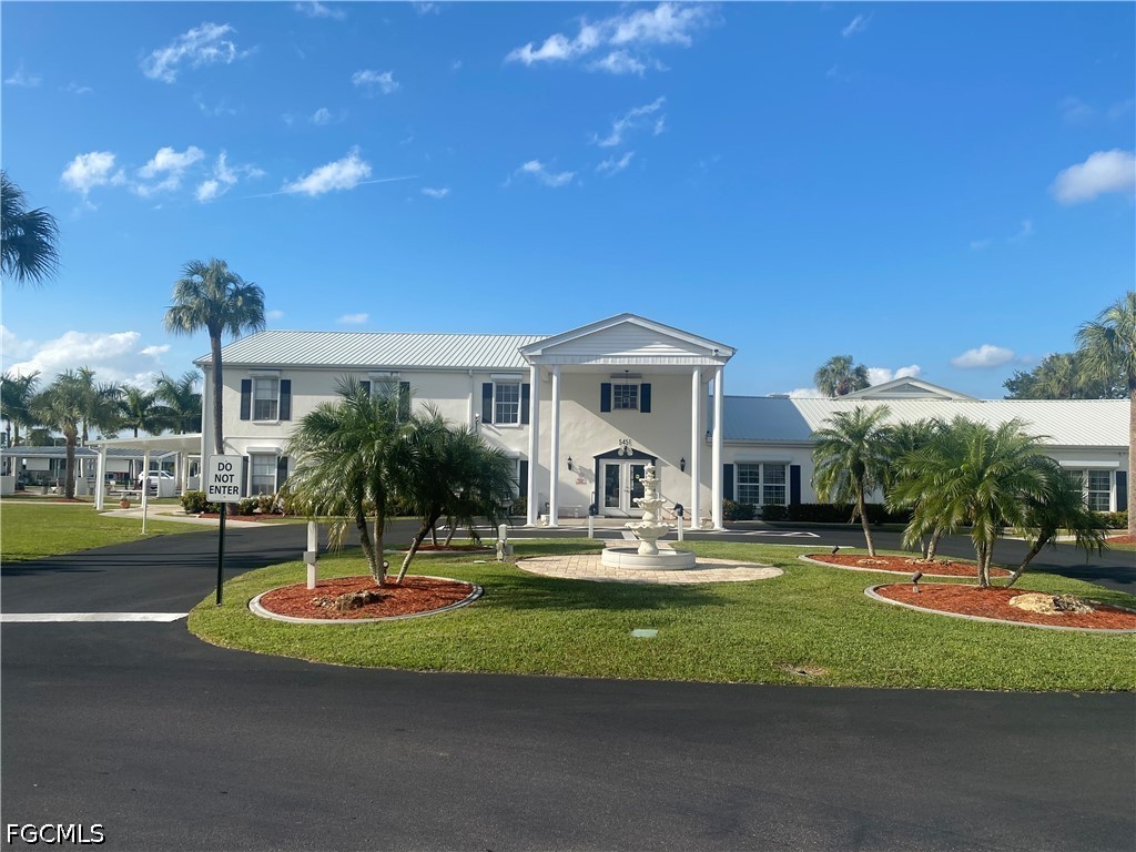 2 Bed ManufacturedHome for Sale in Carriage Village, FL — photo 22