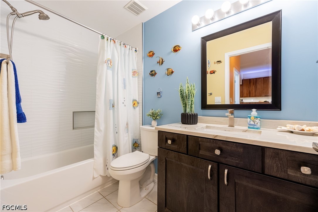2 Bed Condominium for Sale in Fort Myers, FL, $235,900 — photo 22