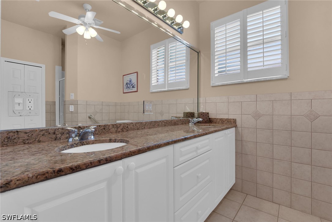 2 Bed SingleFamilyResidence for Sale in North Fort Myers, FL — photo 22